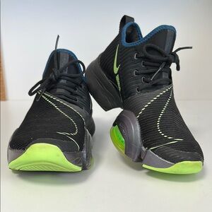 Nike Super Reps Women's 6.5 Black and Green Athletic Workout/Athletic Shoes